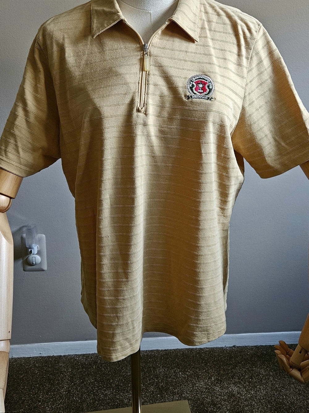 Cutter & Buck Womens Half-Zip Polo in Yellow/Tan with PGA Patch. Size XL